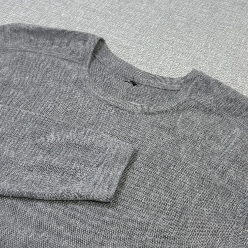 Lululemon Engineered Warmth Crew Neck Wool Sweater Pullover Mens Small‎ Gray